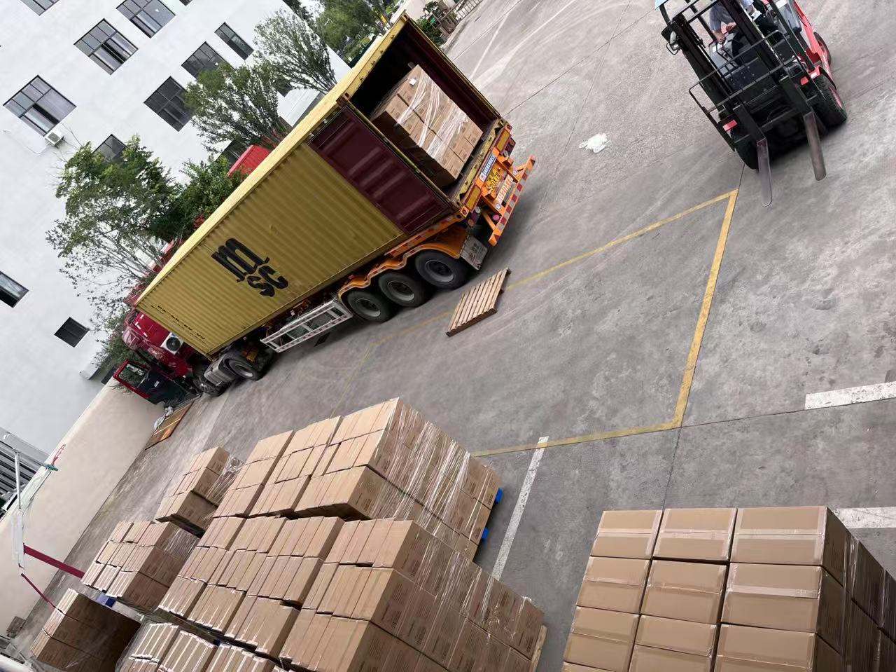 Ландсигн успешно отпрема серије робе